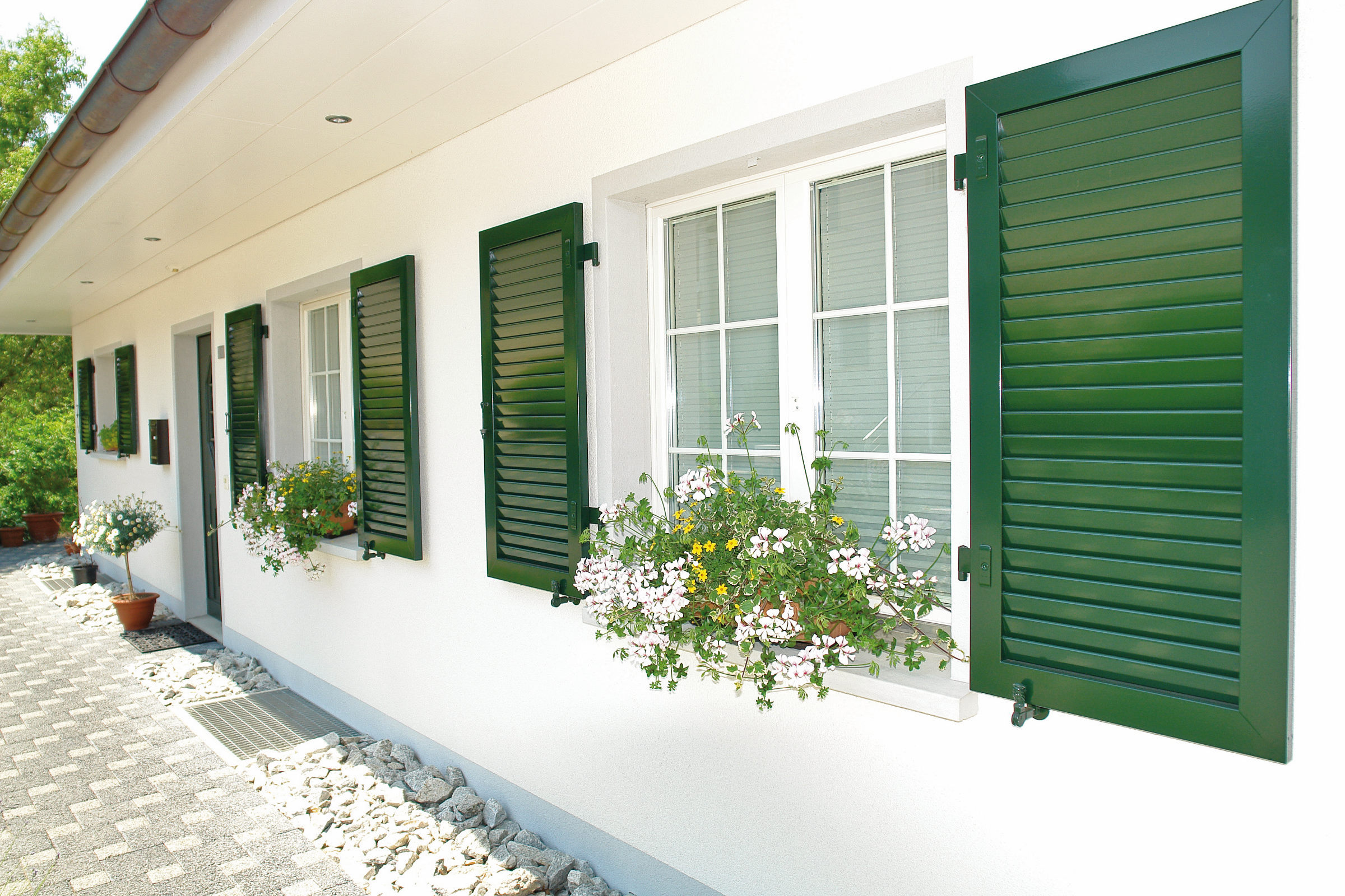 Klappfensterläden Aluminium