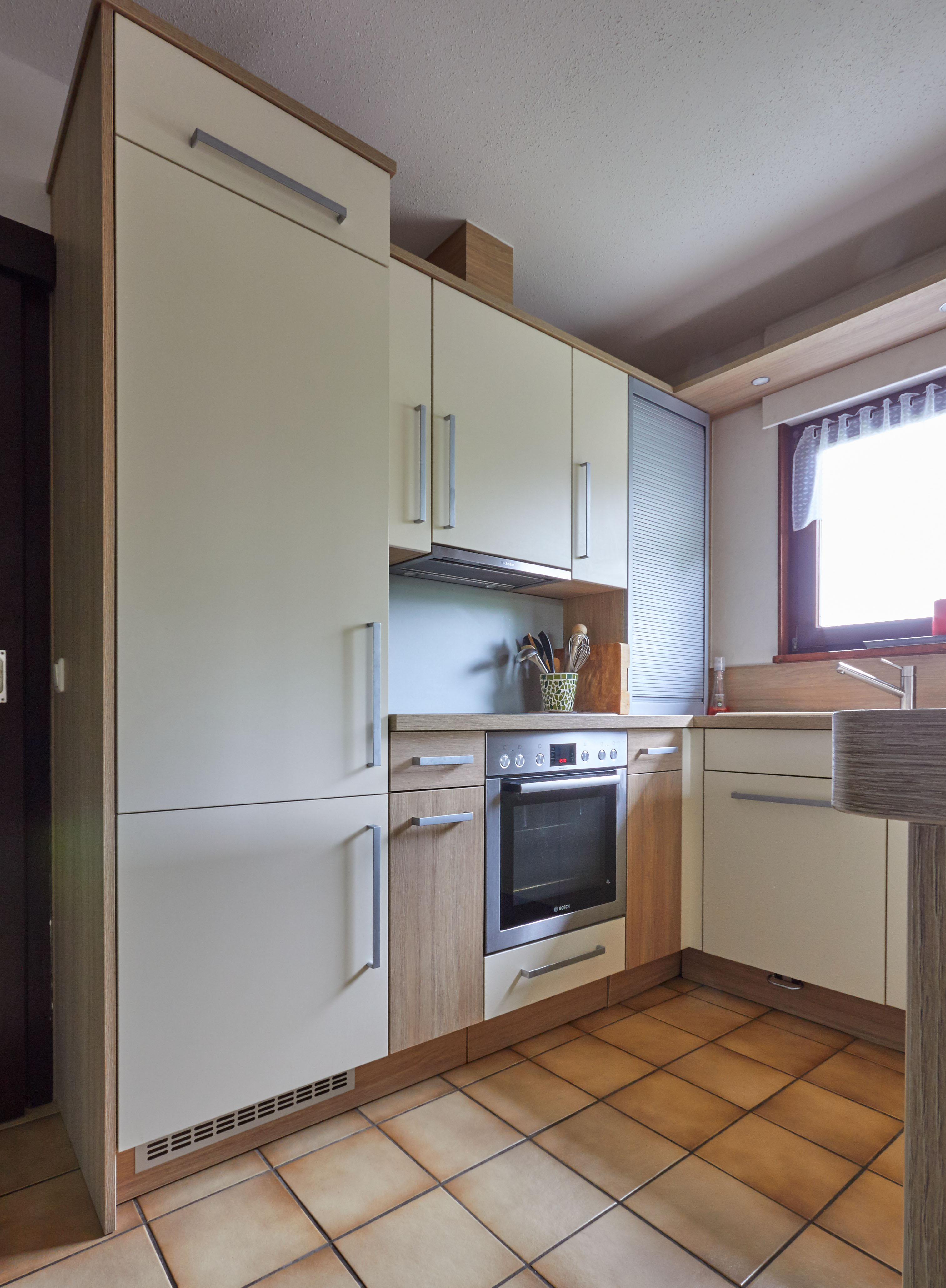 Küche Dekor Kronospan K 006 PW Amber Urban Oak, Fronten L3191 TF Vanillebeige