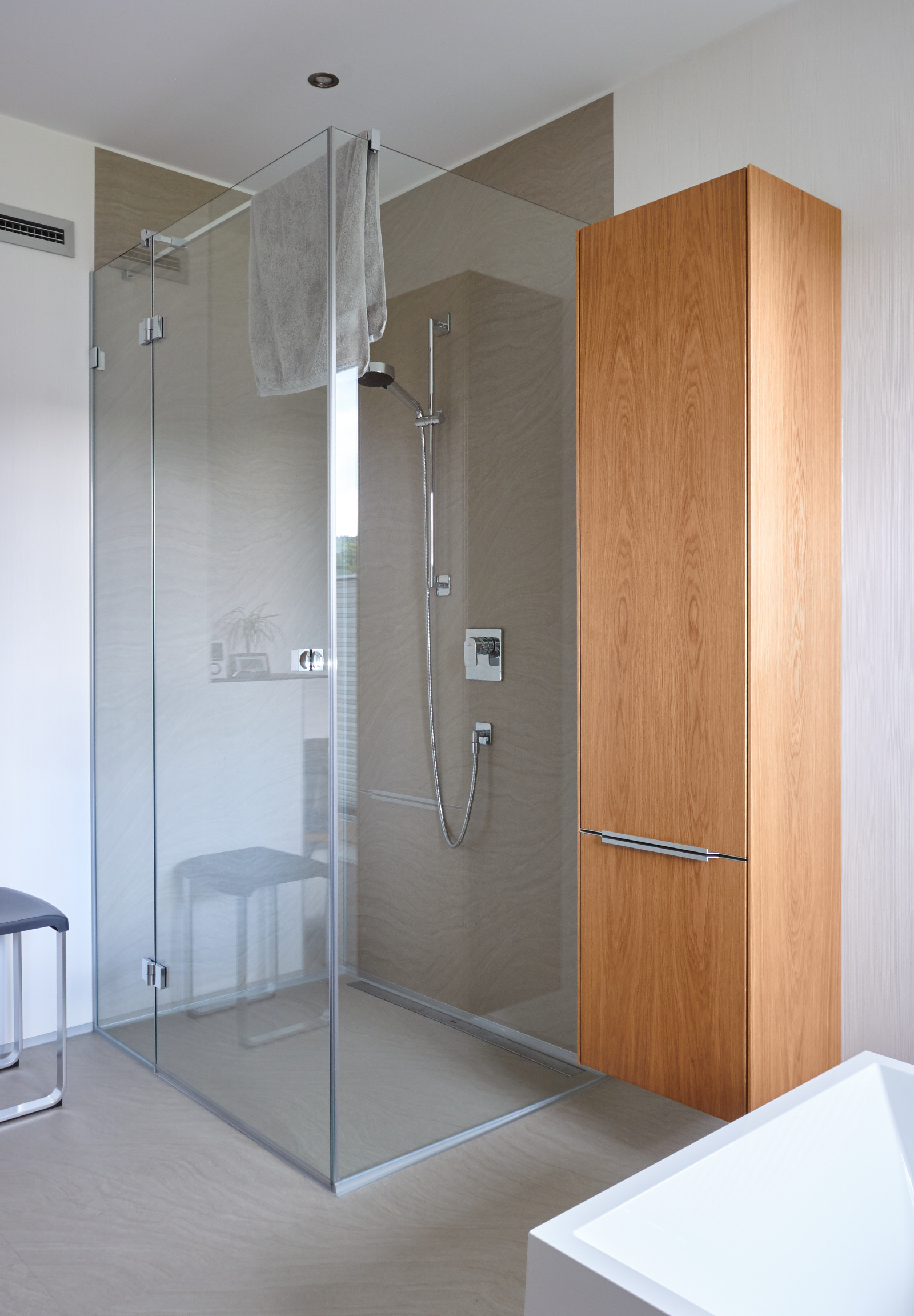 Badezimmer Eiche furniert